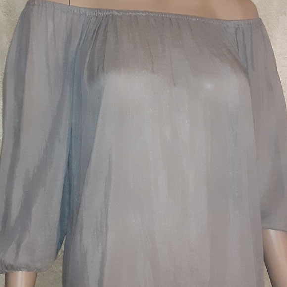 SILK Blend TUNIC  Top Silver Gray Off Shoulder size medium - Picture 2 of 5